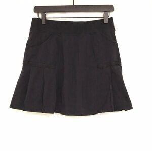Athleta Black Skort 905886 Pleated Sides, Pockets, Golf Tennis EUC Women's Small